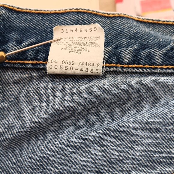 Vintage Mens Levi's Jeans 42x30 560 Dad 1990's Loose Fit Tapered Leg Mexico - Picture 12 of 12